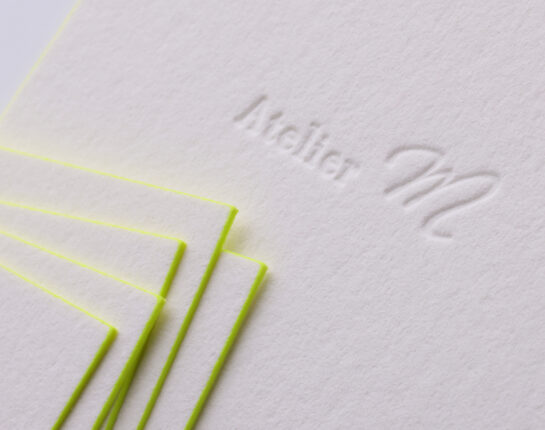 蛍光黄_小口染め_名刺