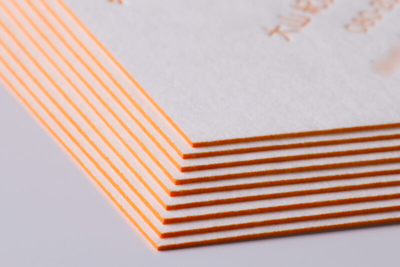 正方形 _小口染め_名刺