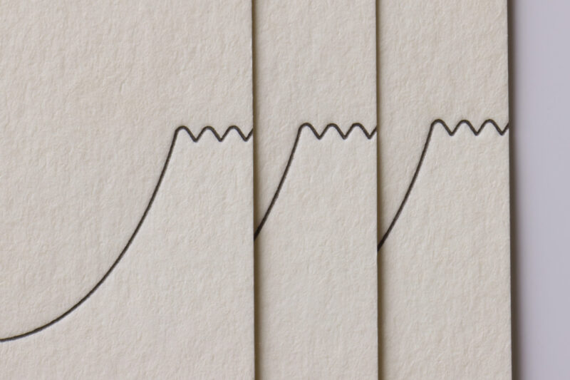 印圧強く_活版名刺