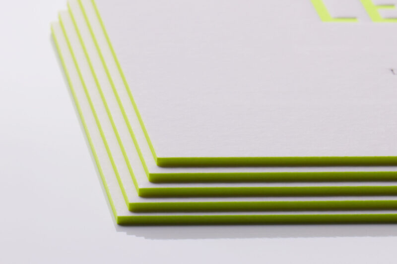 蛍光黄_小口染め_名刺