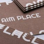 特AクッションFに特色2色、1色の活版名刺