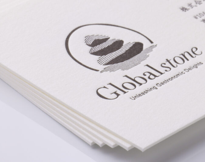 線の太さでグレーを再現_名刺