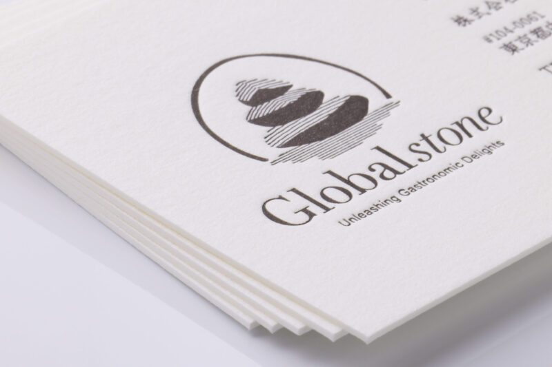 線の太さでグレーを再現_名刺