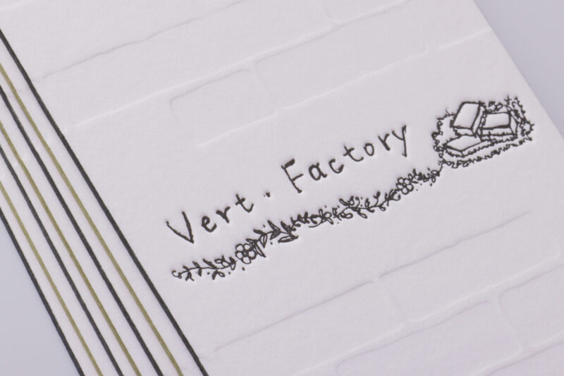 空押しで柄を印刷