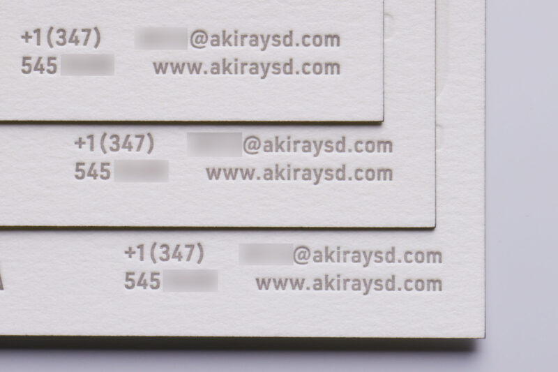 特Aクッションにパントン特色２色名刺