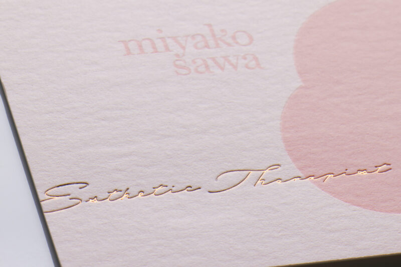 活版2色に箔押しのお名刺