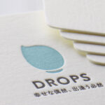 角丸加工が両面２色、１色の活版印刷ショップカード