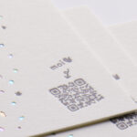 両面活版印刷とレインボー箔押しの名刺